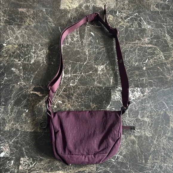 Lululemon Crossbody bag - Picture 3 of 4